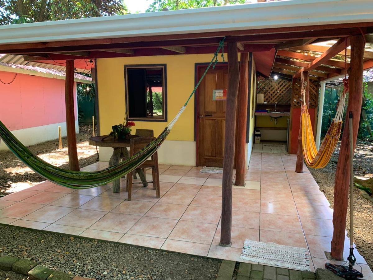 Hotel Brigitte´s Ranch Cahuita Exterior foto